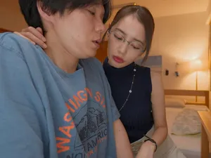 Tôi sống hạnh phúc với Ông chồng, nhưng chuyện giường chiếu thì quản lý anh ấy lại tốt hơn