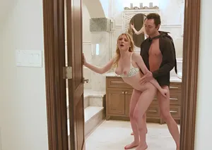 Đêm khuya đụ lén em dâu