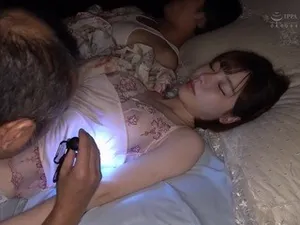 Lại Hoàng Khánh Linh wibu chúa gu ai múp múp không , full album.mp4